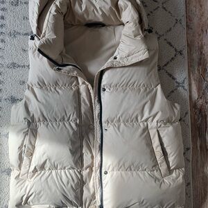 Quince Cream Puffer Vest